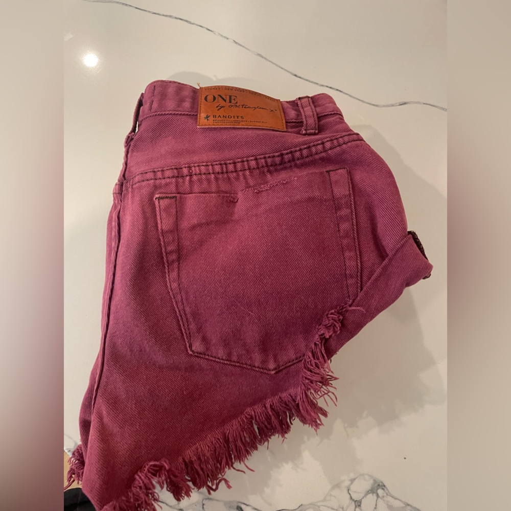 One teaspoon BANDITS short size 26